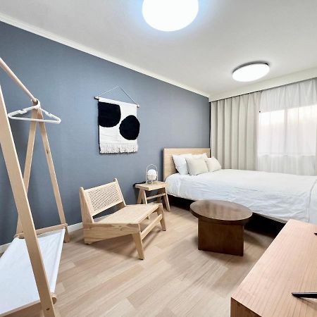 Tranquil House With 3 Bedrooms 7Min To Metro Straight To Shinjuku And Shibuya Tōkyō Extérieur photo